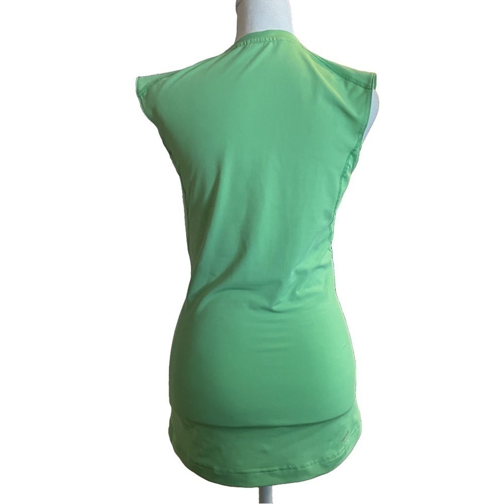 Adidas Women’s Techfit Workout shirt Athletic-wear Green Medium Sleeveless - Picture 2 of 7